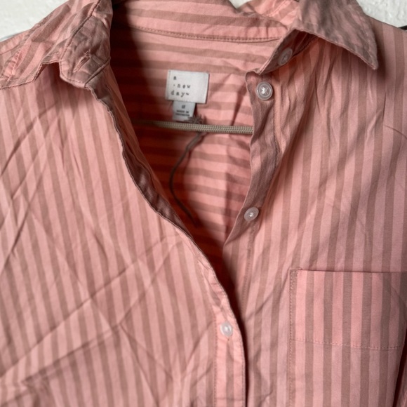 Pink stripe button down - Picture 2 of 3